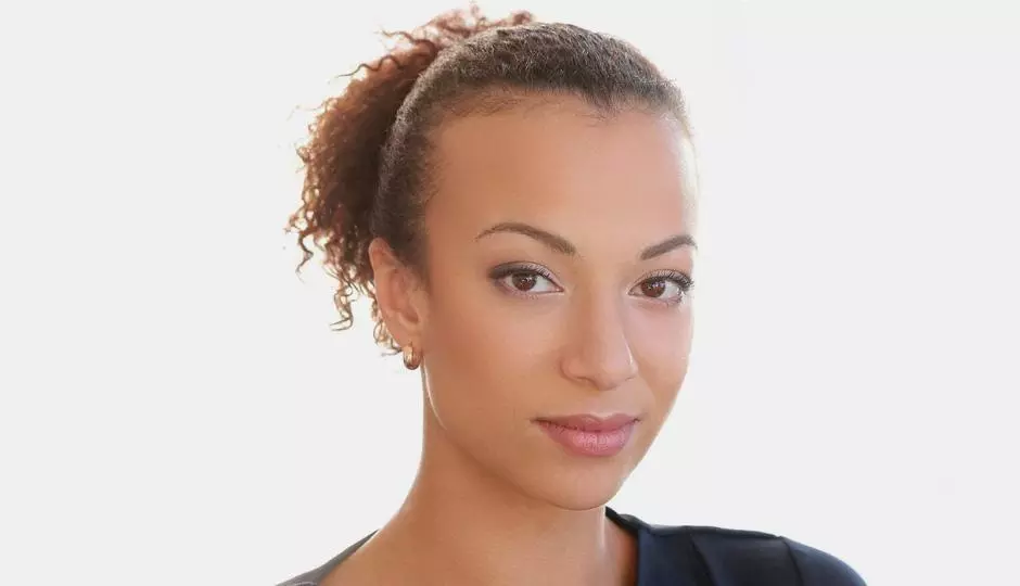 African American woman with traction alopecia