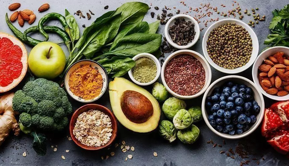 5 Superfoods for Healthy Hair Growth