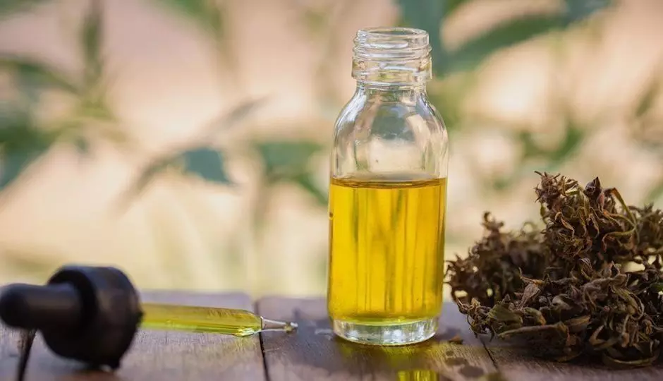 What are CBD oils and how does it benefit your hair?