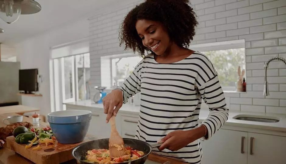 How a Healthy Diet Is the Foundation for Healthy Hair Growth