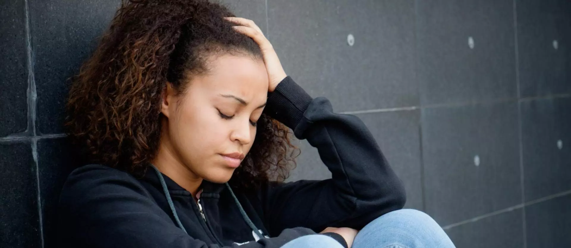 4 Common Causes for Hair Loss in Teenage Girls