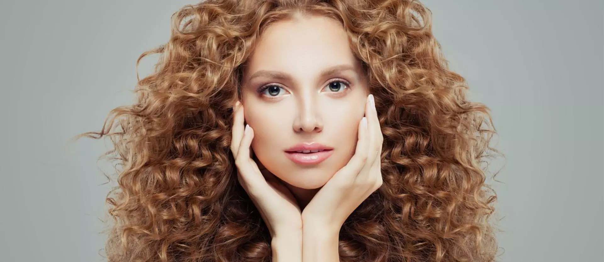 How to Keep Curly Hair Well Hydrated 