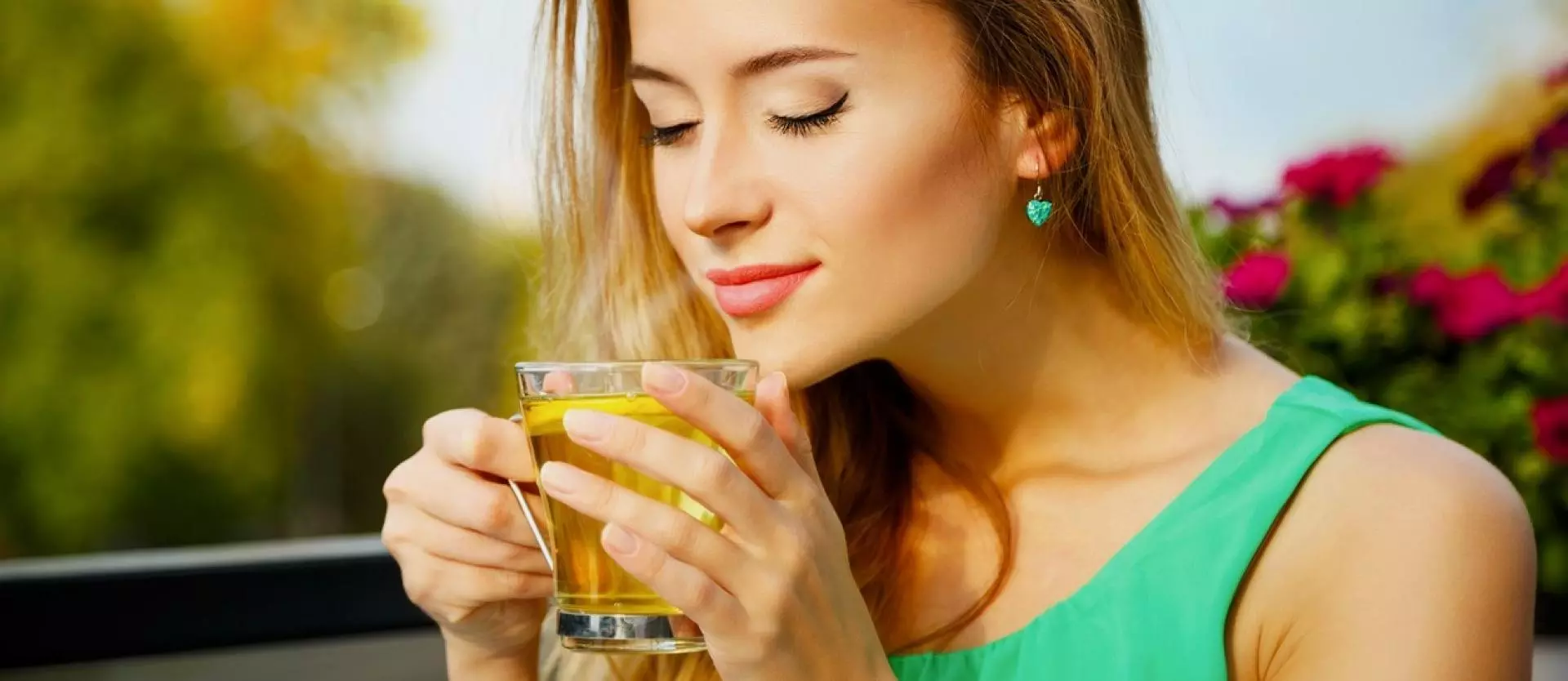 How Does Green Tea Benefit Hair and Skin Health?